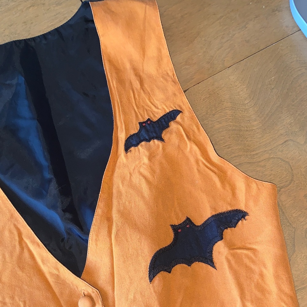 Women’s Halloween Beaded Bat Vest - Vintage - Picture 5 of 8